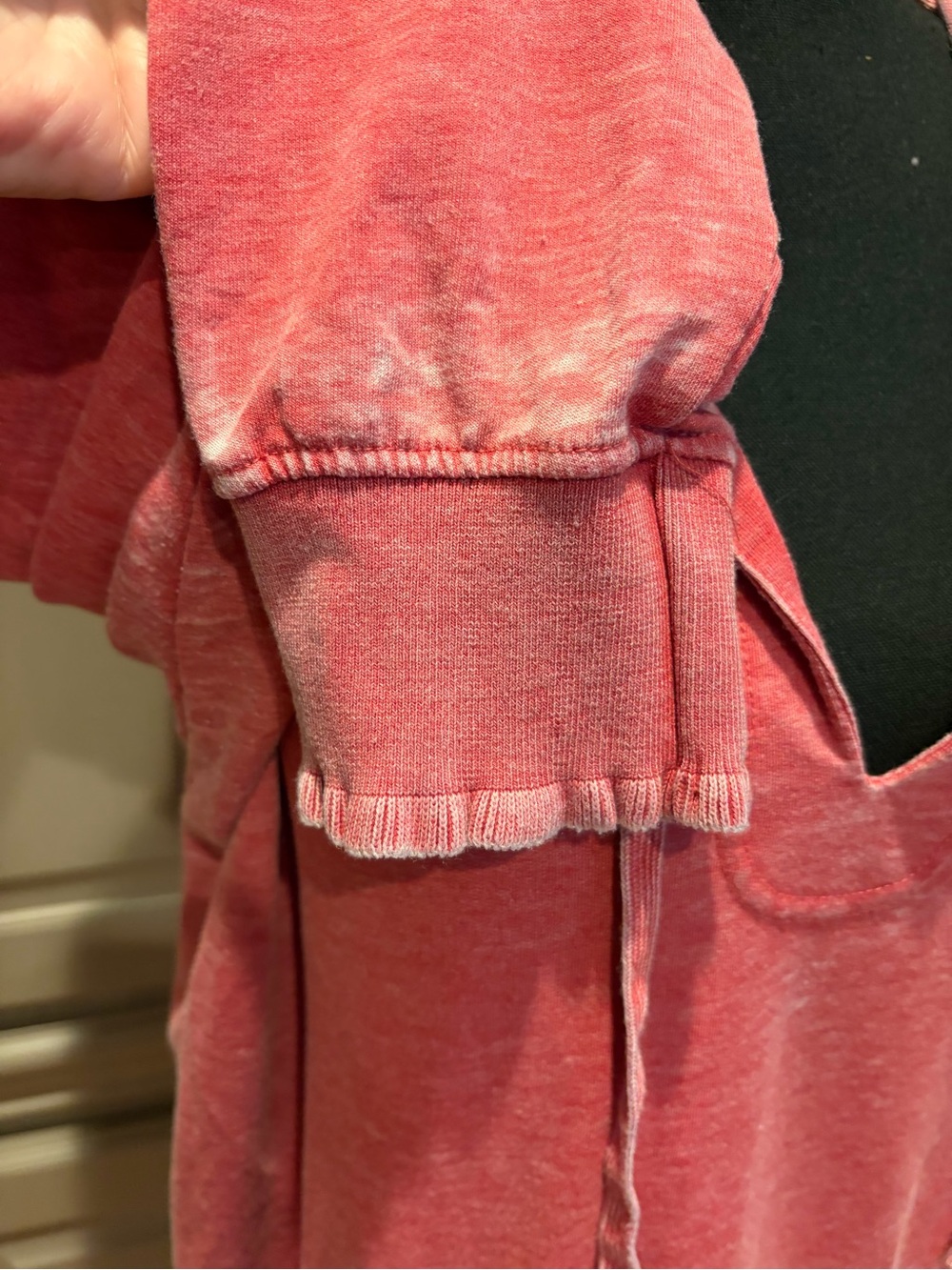 Jane + Delancy mineral wash hoodie. - Picture 2 of 7